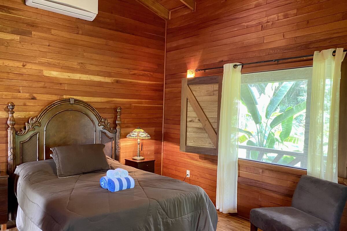 Ropa de cama de alta calidad, cortinas blackout y ropa de cama