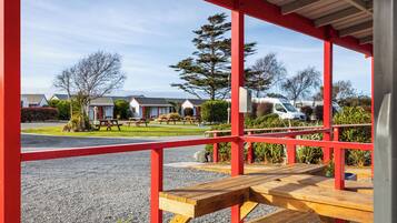 Superior Unit - Sleeps 3 | Terrasse/Patio