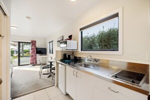 Standard 1 Bedroom Unit - Sleeps 6 | Eigene Küche