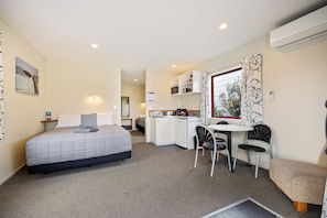 Superior Studio - Sleeps 3