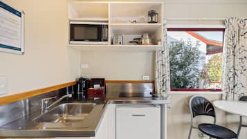 Superior Studio - Sleeps 3 | Private kitchen | Fridge, microwave, dining tables