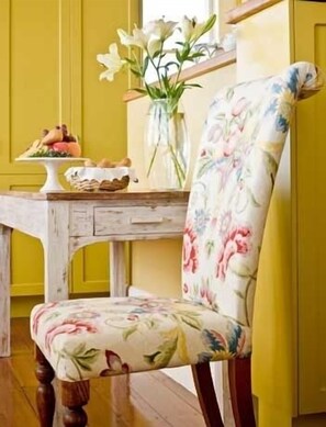 MP3 dock - McHardy Lodge (Napier)