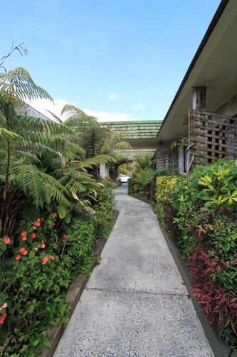 Bay of Islands Country Lodge Motel
