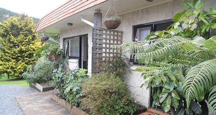 Bay of Islands Country Lodge Motel