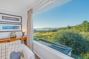 Tui Suite | Living area | 55-inch flat-screen TV with satellite channels, TV, Netflix