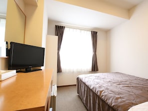 Memory foam beds, free WiFi, bed sheets