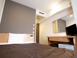 Lit avec matelas en mousse à mémoire, accès au Wi-Fi (inclus)