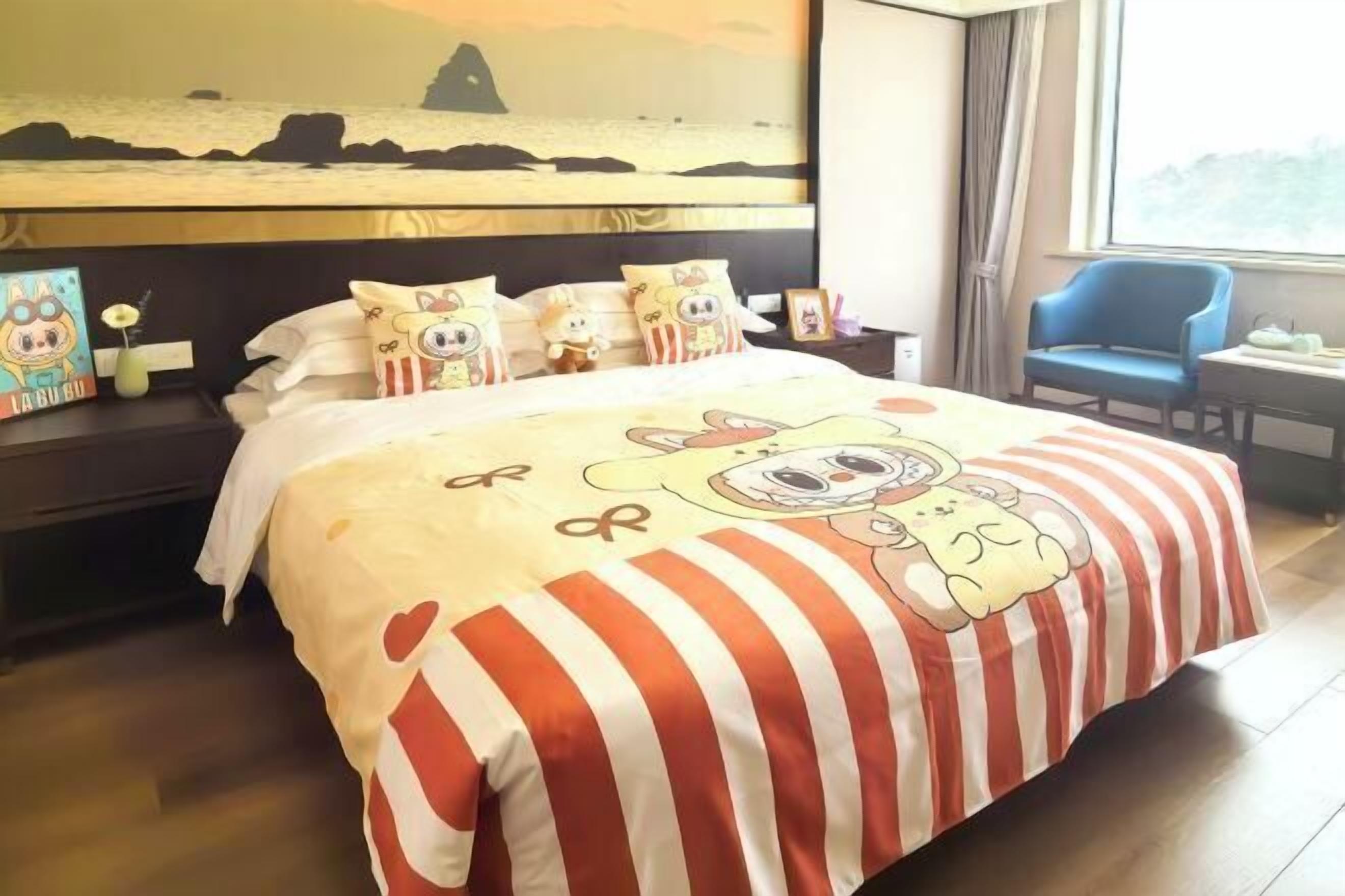 Minibar, skrivebord, ekstra senge, gratis Wi-Fi