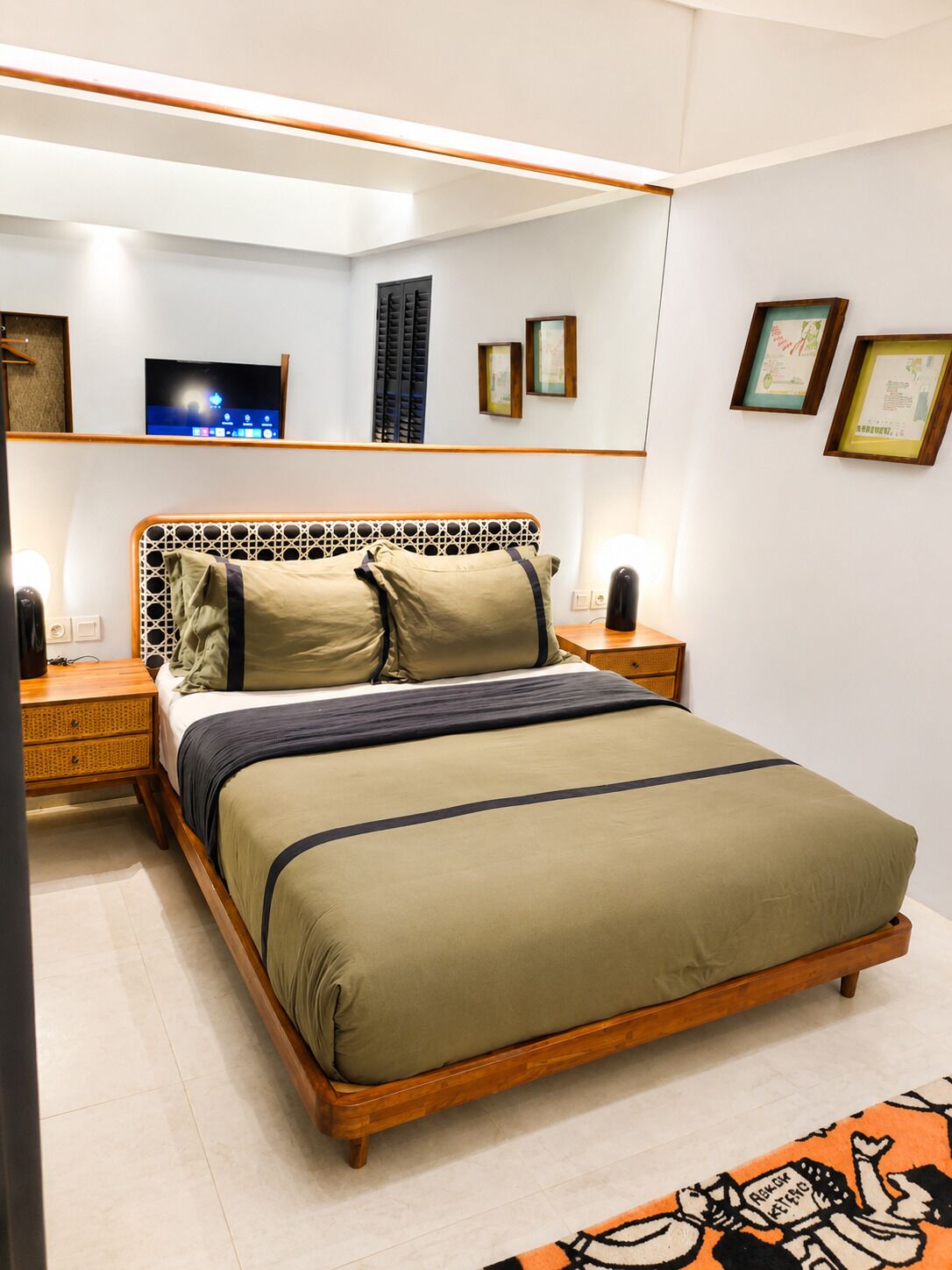In-room safe, desk, soundproofing, iron/ironing board