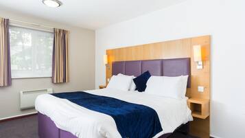 Standard Double Room | 1 bedroom, desk, iron/ironing board, free rollaway beds