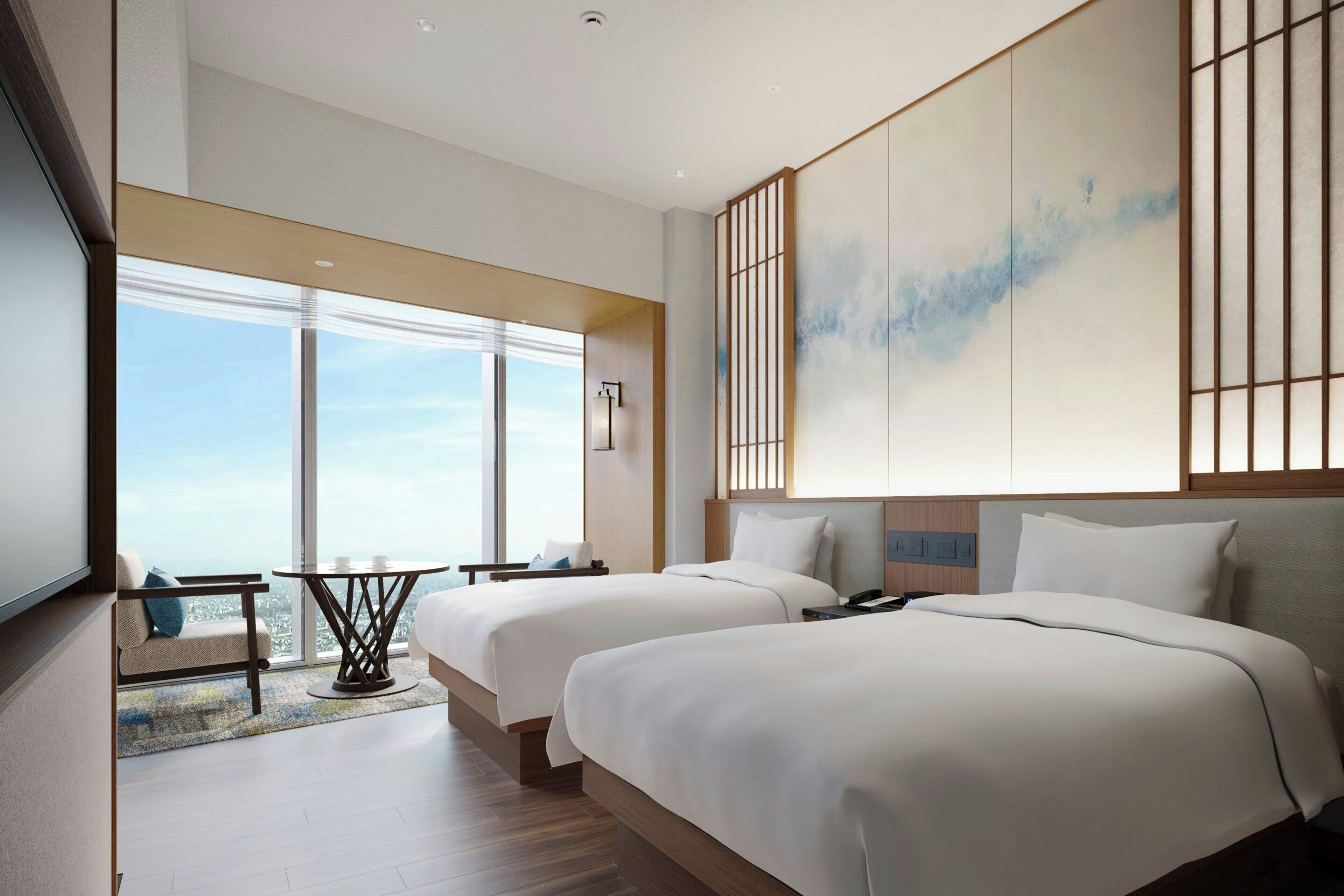 Cubrecamas, minibar, caja de seguridad en la habitación y escritorio 