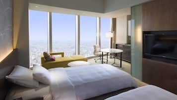 1 bedroom, down comforters, minibar, in-room safe