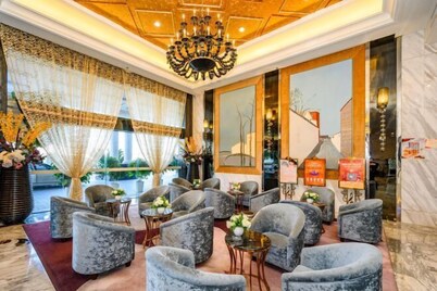 Vienna International Hotel (Shantou Chenghai Waisha Bridge)