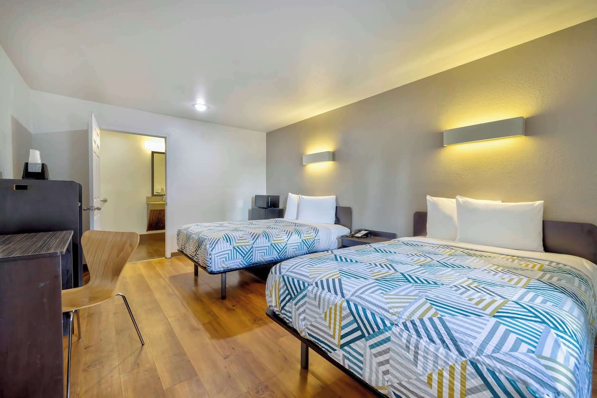 Free WiFi, bed sheets