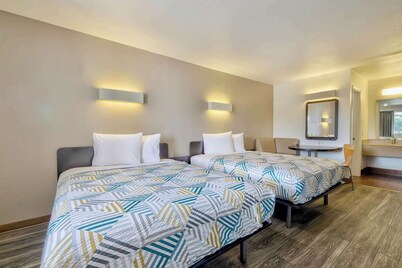 Motel 6 Bryan, TX - College Station