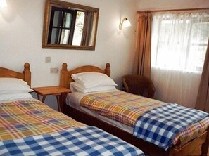 Twin Room, Ensuite - The Cottage Marsh B&B (Honiton)