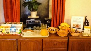 Free daily local cuisine breakfast  - Ty Newydd B&B (Trefriw)