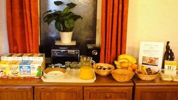 Free daily local cuisine breakfast