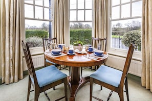 Breakfast for a fee - The Agent's House Bed and Breakfast (Hereford)