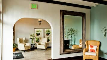 Sala de estar en el lobby