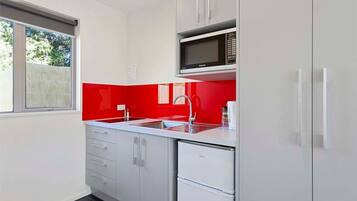 Fridge, microwave, coffee/tea maker, electric kettle
