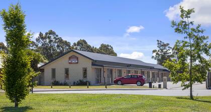 Rolleston Highway Motel