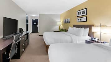 Colchones con pillow-top, escritorio y cortinas blackout