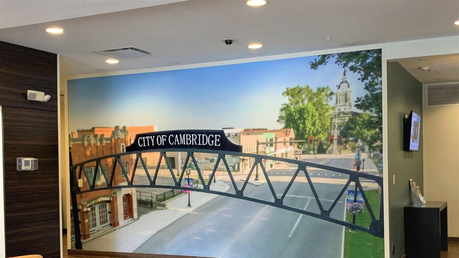 SureStay by Best Western Cambridge