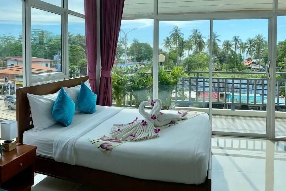 Family Room, Balcony, Partial Sea View