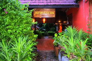 Interior entrance - Baan Laanta Resort and Spa (Ko Lanta)