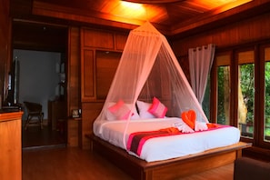 Villa, Sea View | 1 bedroom, minibar, in-room safe, individually decorated - Baan Laanta Resort and Spa (Ko Lanta)