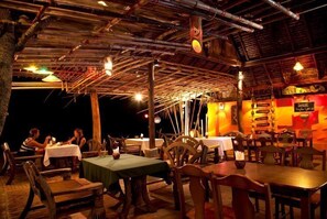 Thai cuisine, beach views