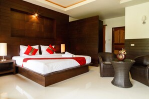 Deluxe Double Room | Desk, soundproofing, free WiFi, bed sheets -  Baan Rabieng (Ko Lanta)
