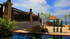 Outdoor pool - Peace Paradise Beach (Ko Lanta)