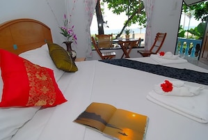 Quarto casal luxo, vista para o mar | Cofres nos quartos, individualmente decorados