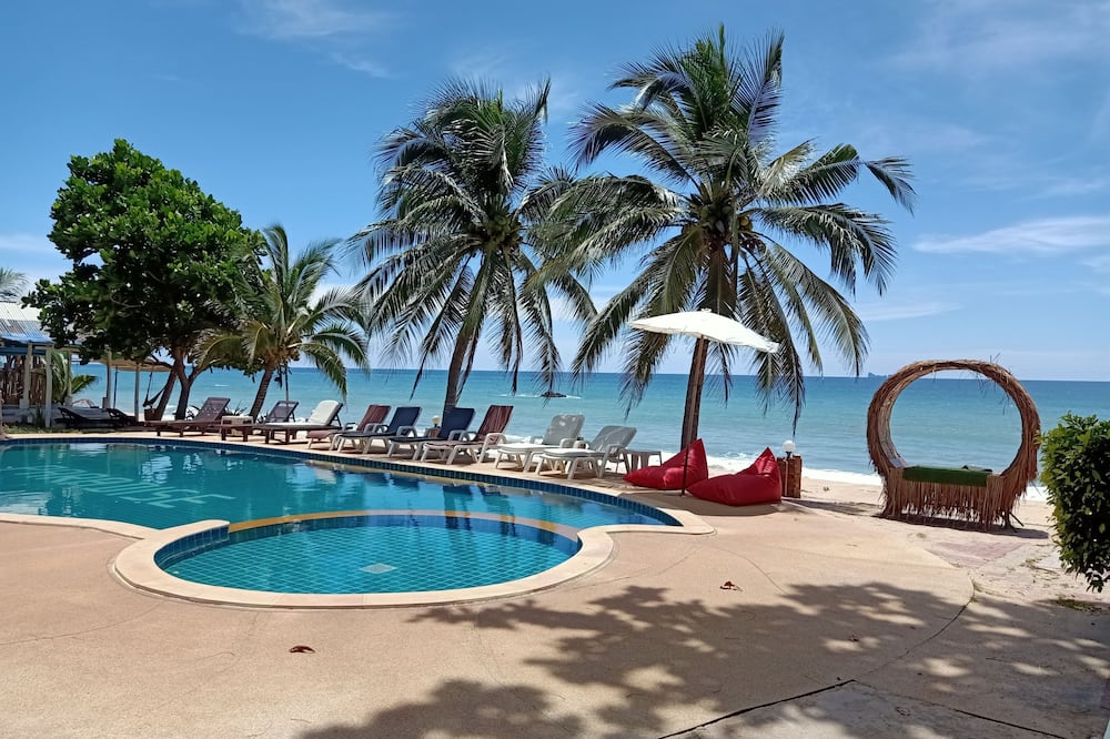 Lanta Paradise Beach Resort