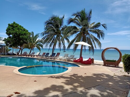 Lanta Paradise Beach Resort