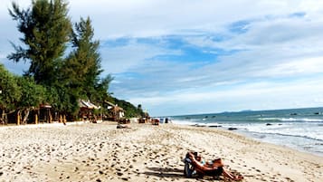 Private beach, beach towels
