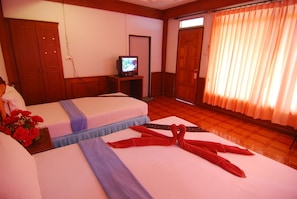 Family Room | Free WiFi