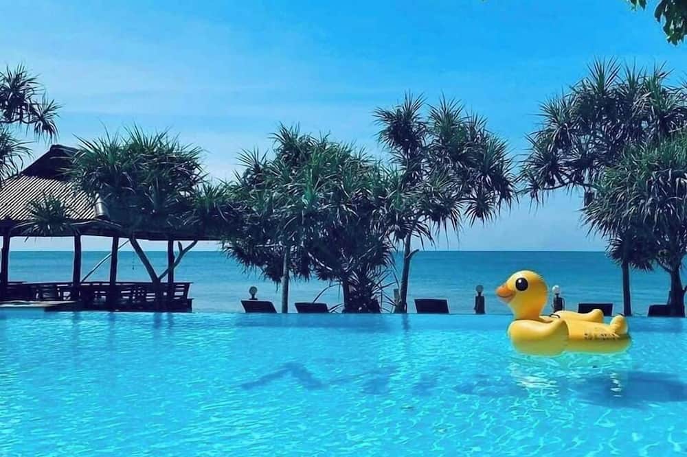 Lanta Miami Resort