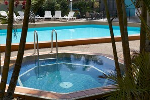 室外 Spa 池