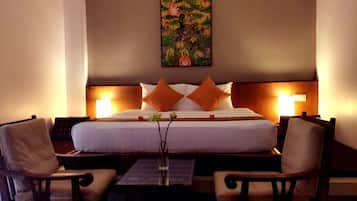 Superior Double Room, 1 Queen Bed | In-room safe, individually decorated, desk, blackout drapes