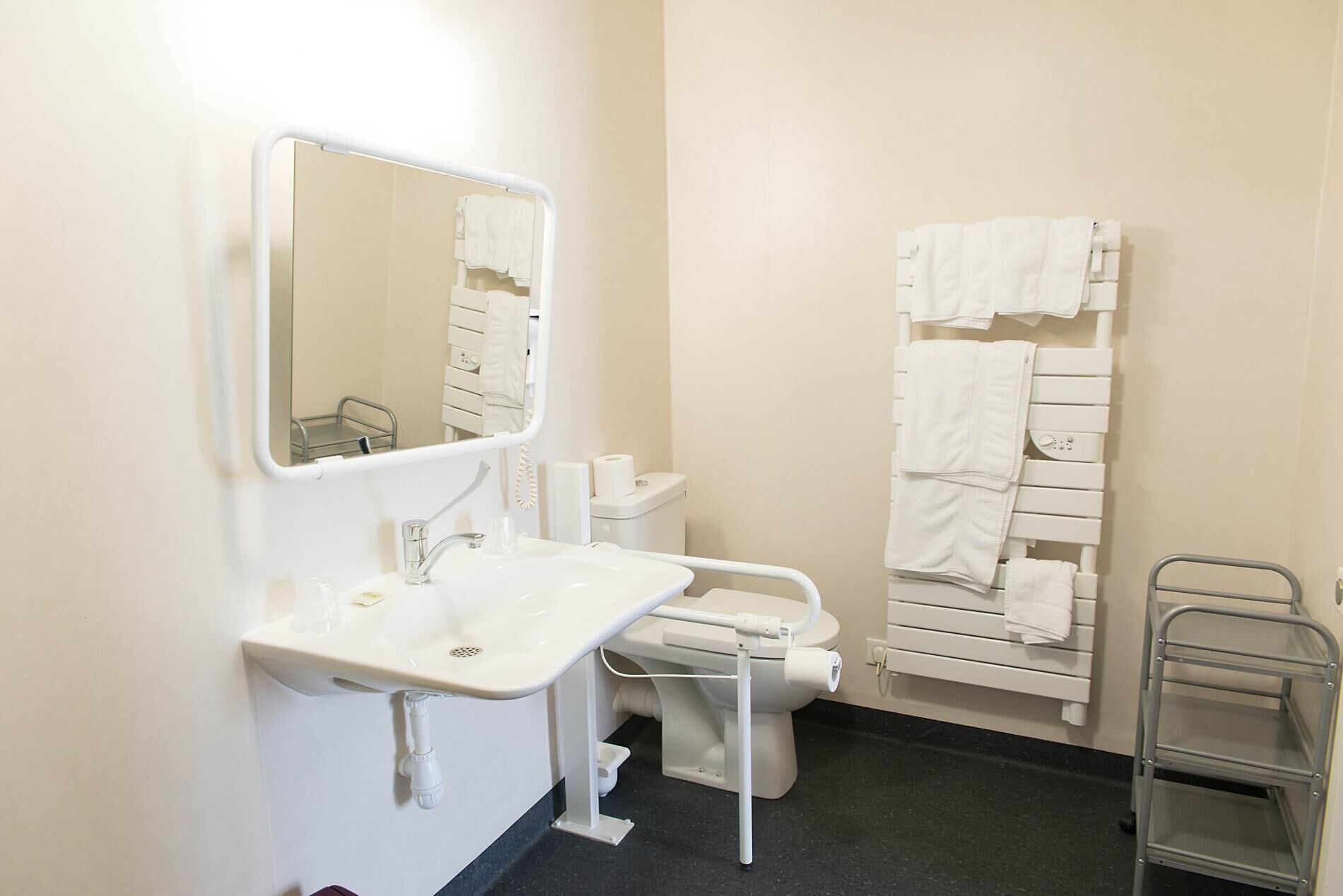 double room | bathroom | hair dryer, towels, soap, shampoo