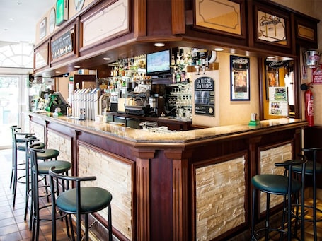 Bar (en la propiedad)