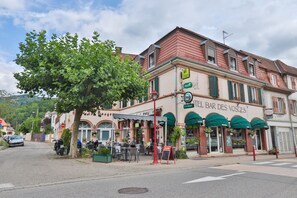 Front of property - HOTEL Bar des VOSGES (Munster)