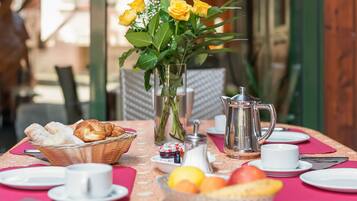 Daily buffet breakfast (EUR 12 per person)