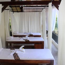 Espace de soins pour les couples, soins corporels, soins d'aromathérapie