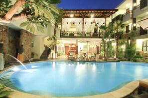 Outdoor pool, pool umbrellas, pool loungers