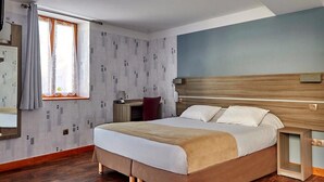 Unclassified image, 4 of 19, button - Logis Hotel Au Relais Nivernais (Nevers)