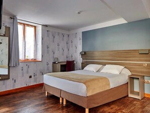 Unclassified image, 4 of 19, button - Logis Hotel Au Relais Nivernais (Nevers)
